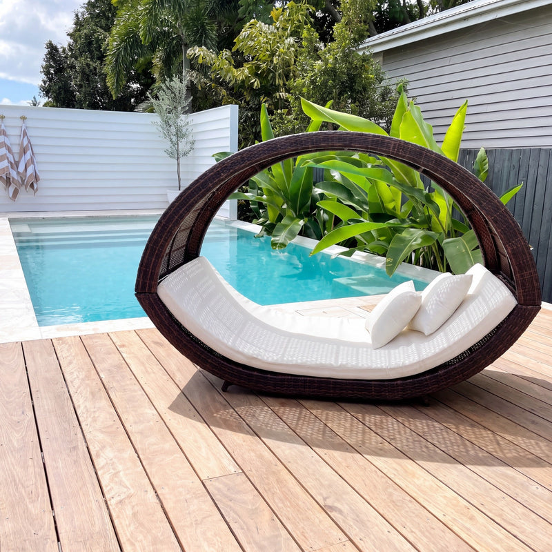 Outdoor Daybeds