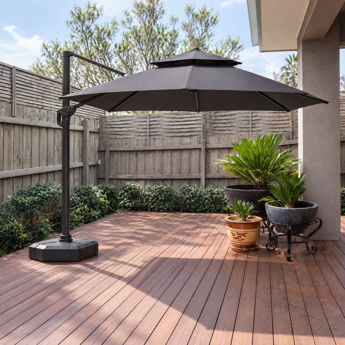 Double-Layer Vented Cantilever Umbrella, Black