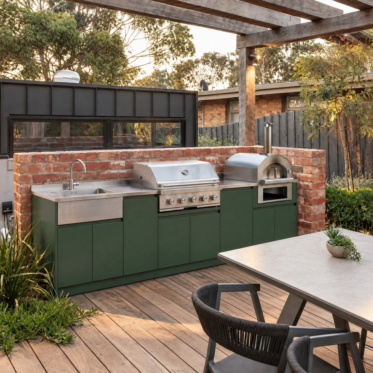 European-Style Outdoor Kitchen, Green